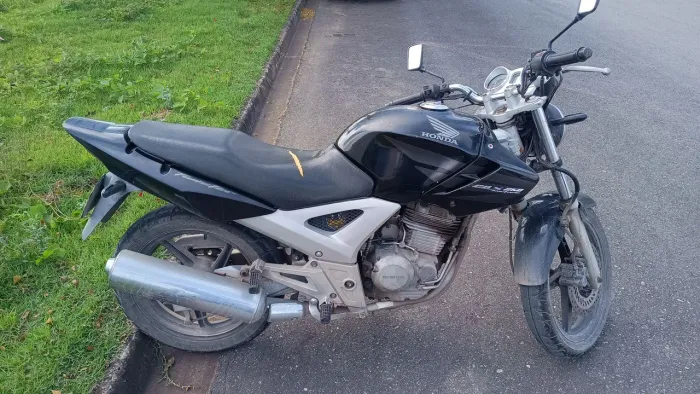 HONDA CBX 25OCC TWISTER