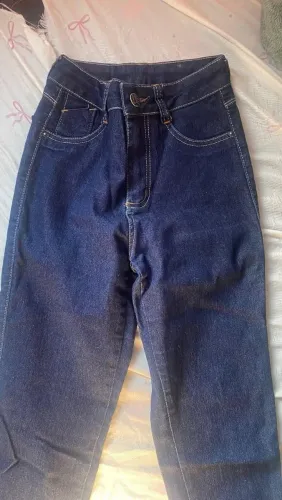 Calça feminina jeans