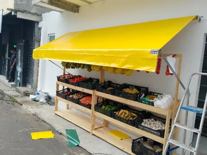 Toldos e Coberturas em Policarbonato