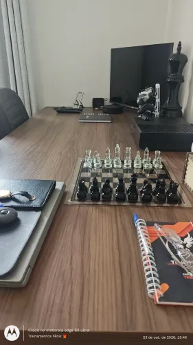 Mesa de escritório grande