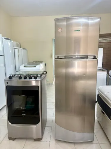 Geladeira inox Frost free , geladeira pequena