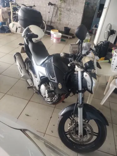 Fazer 250
