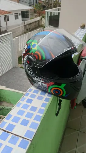 Barbada Capacete FW3 