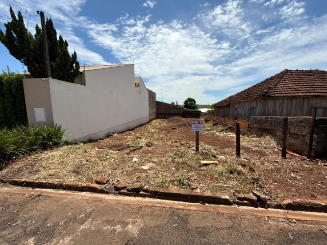 Lote 250mt região central Urai Pr