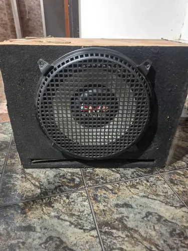 Caixa selada 15 1100 rms 