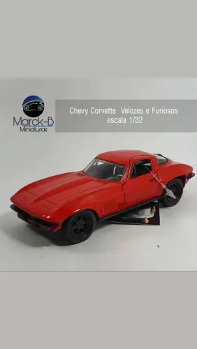 miniaturas de carrinhos