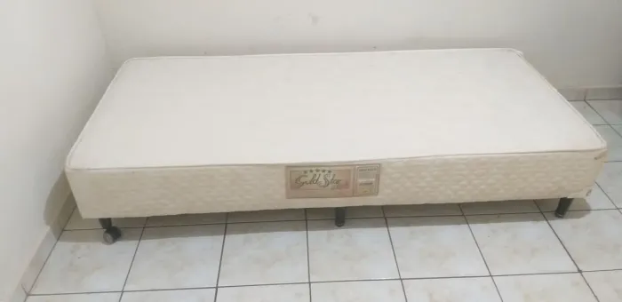 BOX SOLTEIRO (Araraquara )