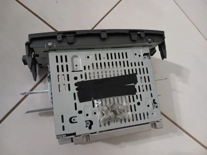 Rádio original Toyota