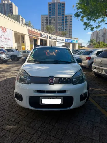 Fiat Uno WAY Celeb. 1.0 EVO Fire Flex 8V 5P 2016