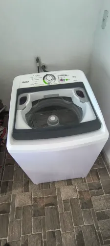 MÁQUINA DE LAVAR ROUPA