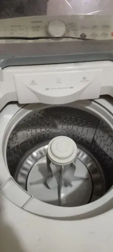 Máquina de lavar roupas 11kg Brastemp