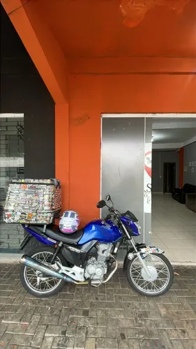 Vendo caixa baú para entrega 135 L