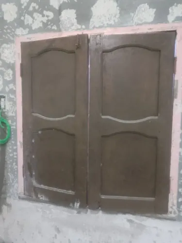 Porta de banheiro Angelin e janela de Angelin 1X1