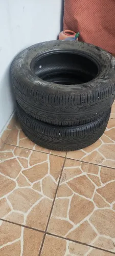 Pneu 235 60 16