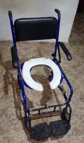 Cadeira higiênica 