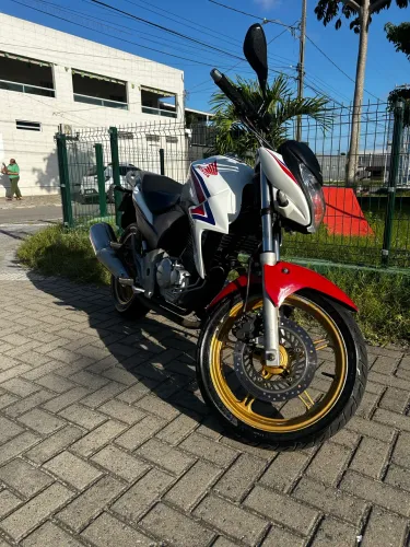CB 300R 2015 ( A mais nova de João Pessoa)