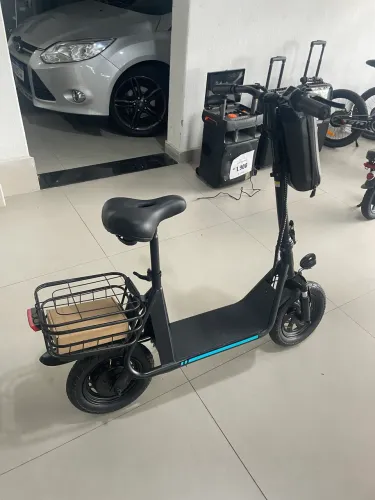 Bicicleta elétrica estilo patinete direto da fábrica