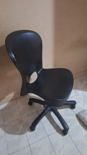 Vendo cadeira pra estudo