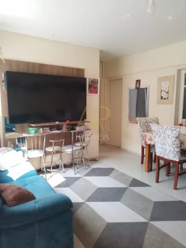 Apartamento à venda com 2 dormitórios no Canto/ Estreito