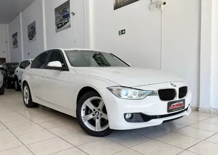 BMW 320I A 2.0 Turbo/activeflex 16V 184cv 4P 2014