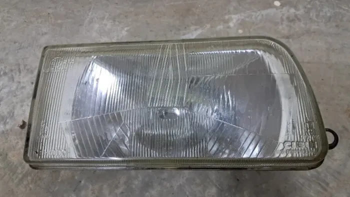 Farol CIBIE Lado Direito Gol Quadrado VW