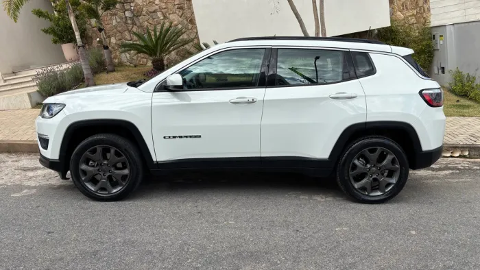 Jeep Compass Longitude 2.0 4X2 Flex 16V Aut. 2021