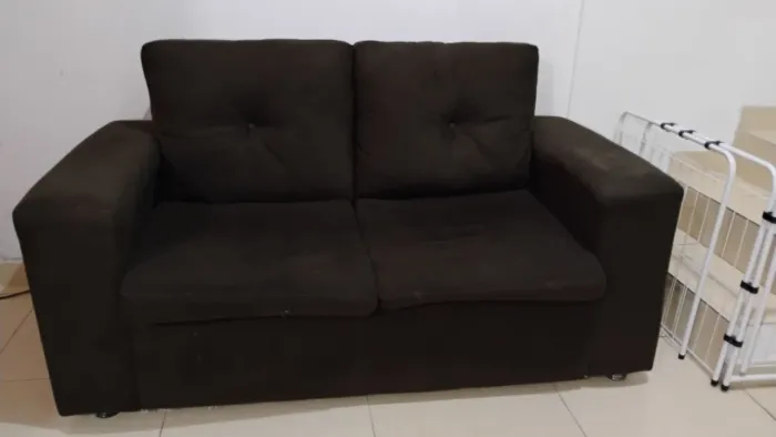 Sofá 2 Lugares, 300 reais, retirar no clima bom