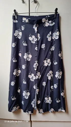 Saia midi floral H&M tam 38 