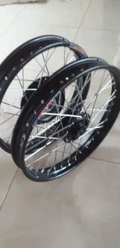 Rodas titan