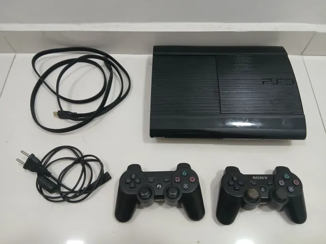 Playstation 3 bivolt ( com defeito )