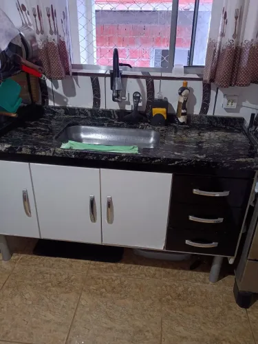 Kit cozinha: armário+gabinete+,pia de mármore 1metro e 50 cm