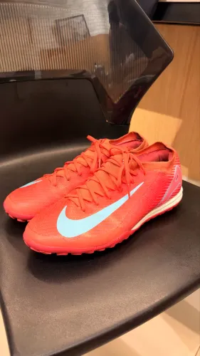 Chuteira Nike Mercurial Vapor 16 Pro Society N° 40