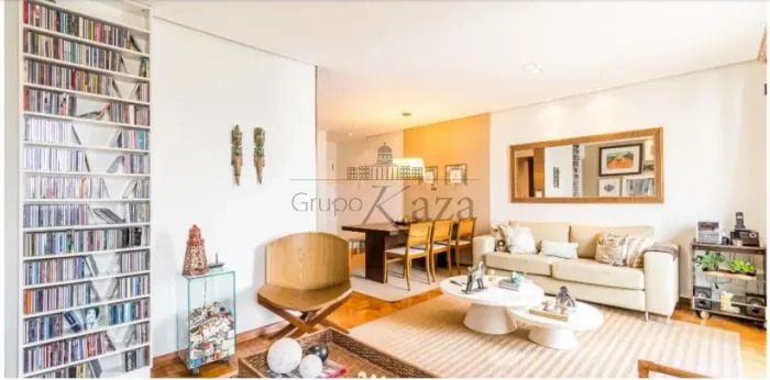 Apartamento - Cobertura - Moema - 2 Dormitórios - 160m² - Fora da rota de aviões