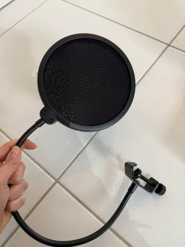 Filtro Pop para Microfone com Braço Flexível e Presilha
