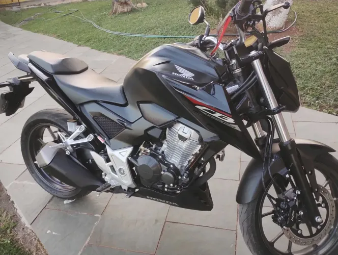 Vendo cb 300Twister! Abaixo da tabela Fipe!