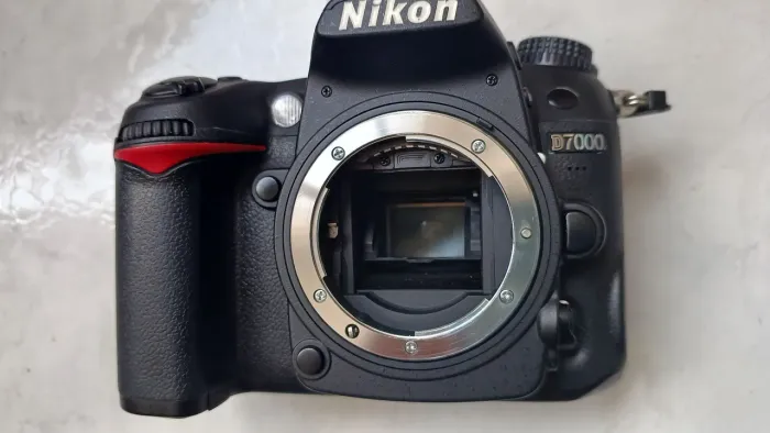Nikon D 7000