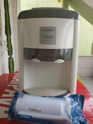 Purificador de água Latina PA335