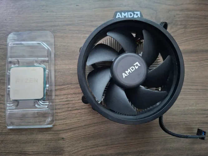 Processador AMD Ryzen 5 Pro 4650G - com Cooler Box AMD