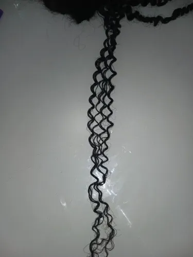 Mega hair 60 cm cachos ainda fechados 400 grama