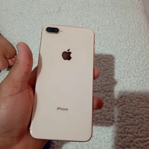 Vendo iPhone 8 Plus IOS 16.7.16
