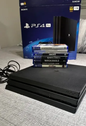 PlayStation 4 PS4 PRO 1TB