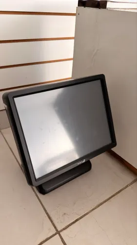 Computador all in One bematech touch