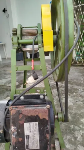 Garapeira caldo de cana para caldo, engenho de ferro com motor Elétrico 