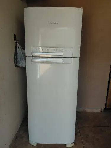 Geladeira Electrolux frost free