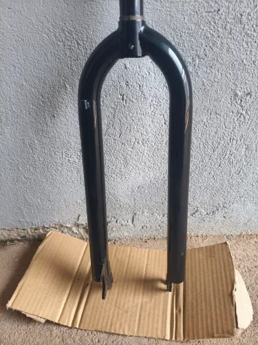 Garfo Rígido Evolo aro 29 