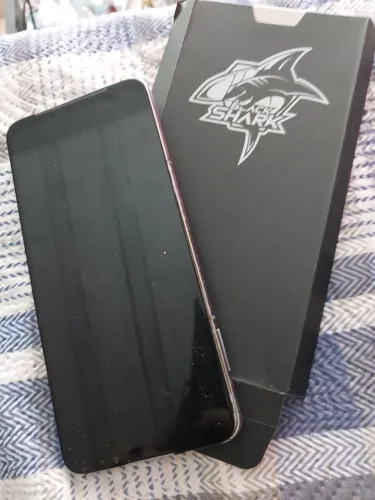 Celular Xiaomi Black Shark (precisa trocar frontal)
