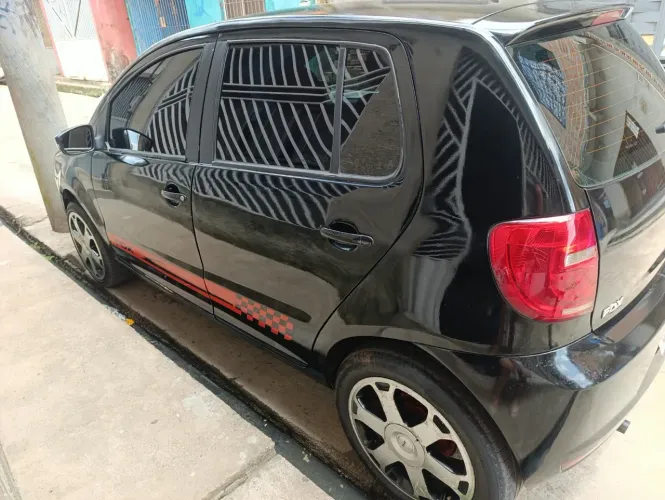 Volkswagen Fox 1.6 MI I Motion Total Flex 8V 5P 2013
