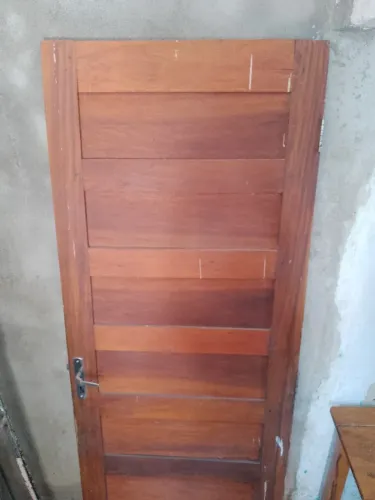 Linda Porta de madeira