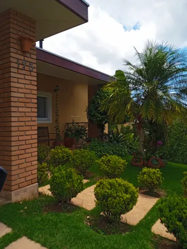 Venda de Casa em Condomínio - Tapanhão, Jambeiro/SP