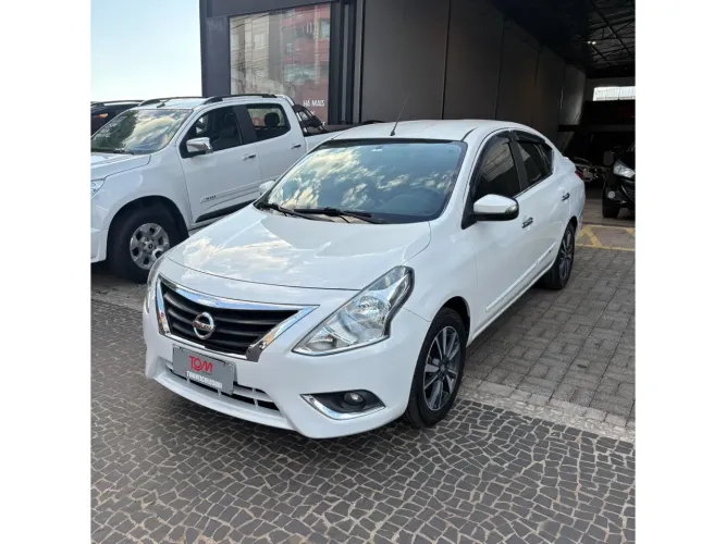 Nissan Versa Unique 1.6 16V Flexstart 4P Aut. 2018
